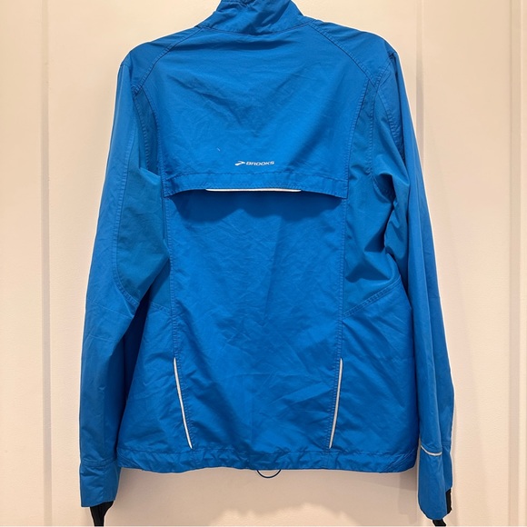 Brooks Reflective Running Jacket EUC Size Small - Picture 2 of 5